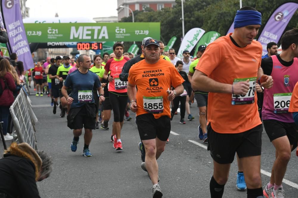 Búscate en la galería del medio maratón Coruña21