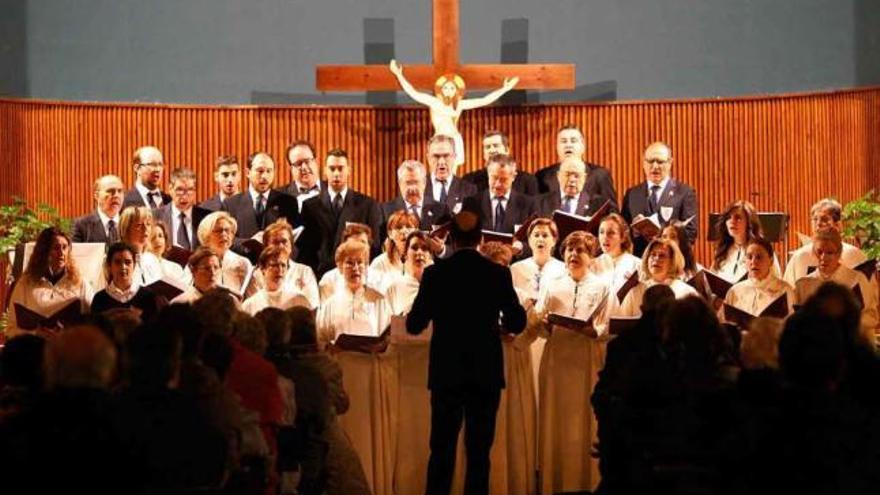 El Coro Sacro actuó en San José Obrero