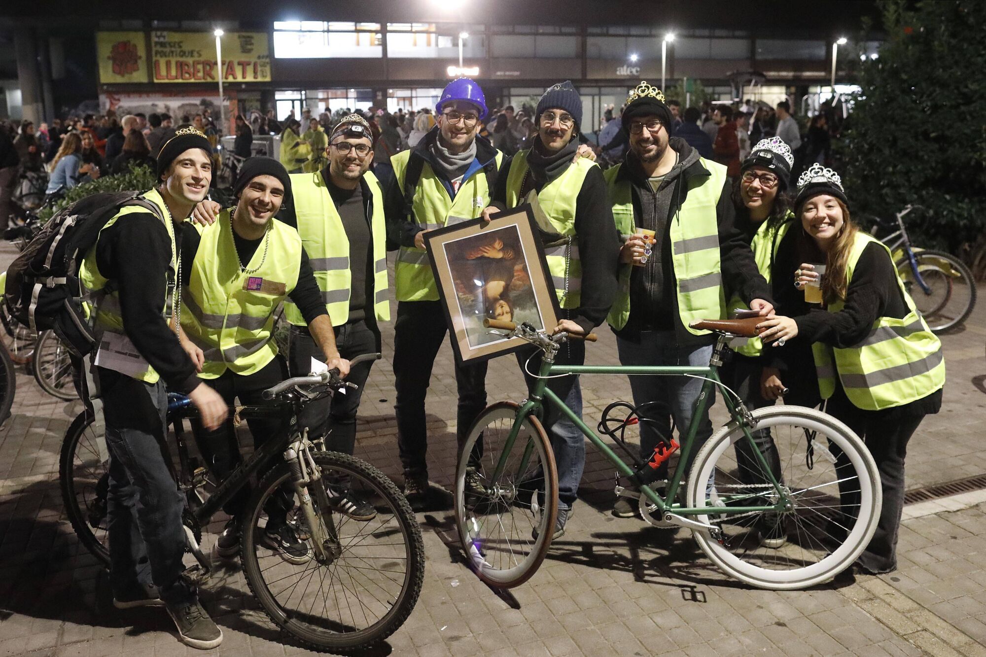 Girona. Plaça Josep Pla. Bicicrucis 2025.