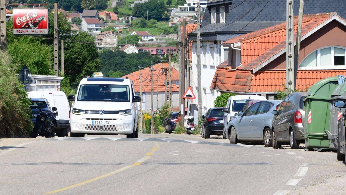 Vial entre A Magdalena y Aldán en la zona que se verá afectada por el corte de tráfico.