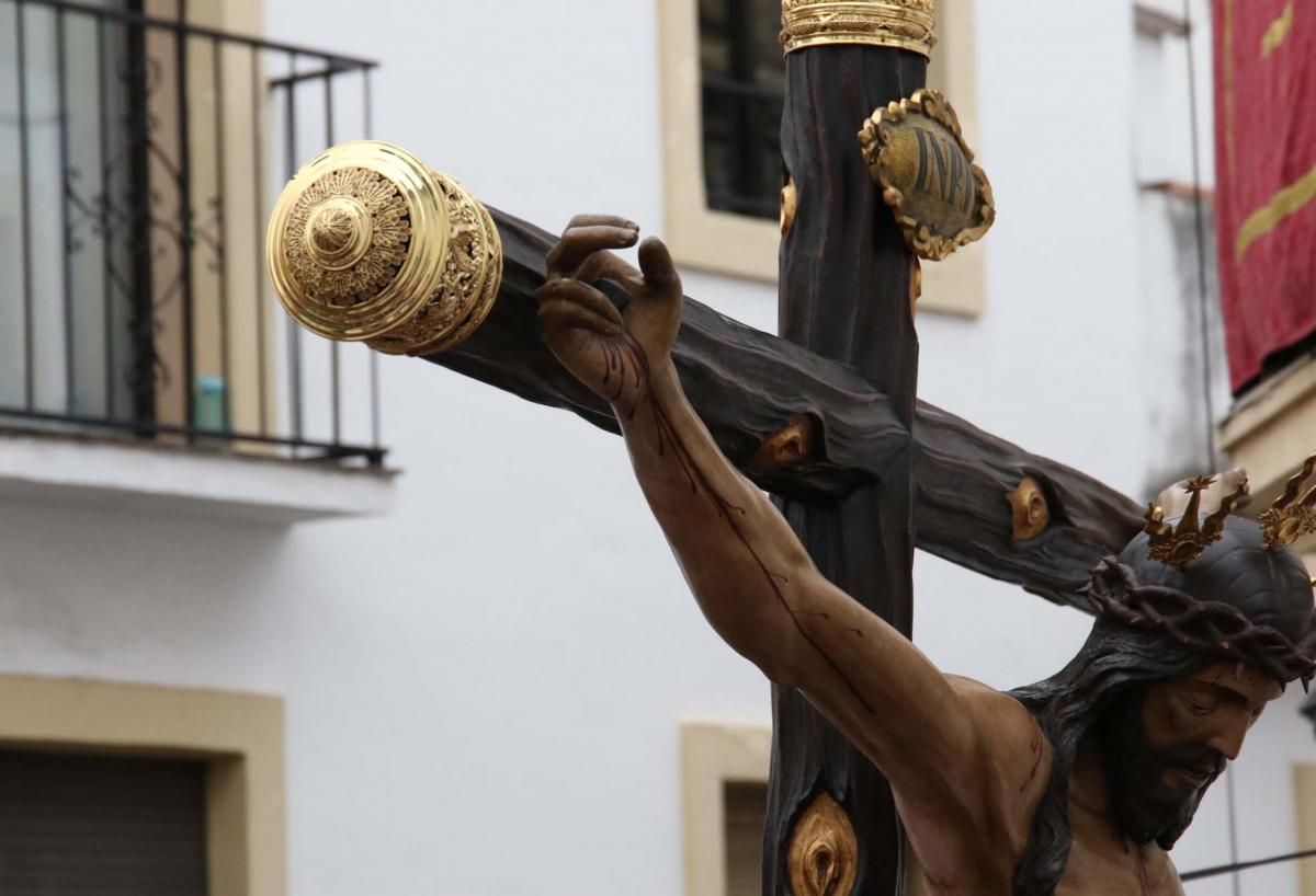 La Misericordia desafía la previsión de agua