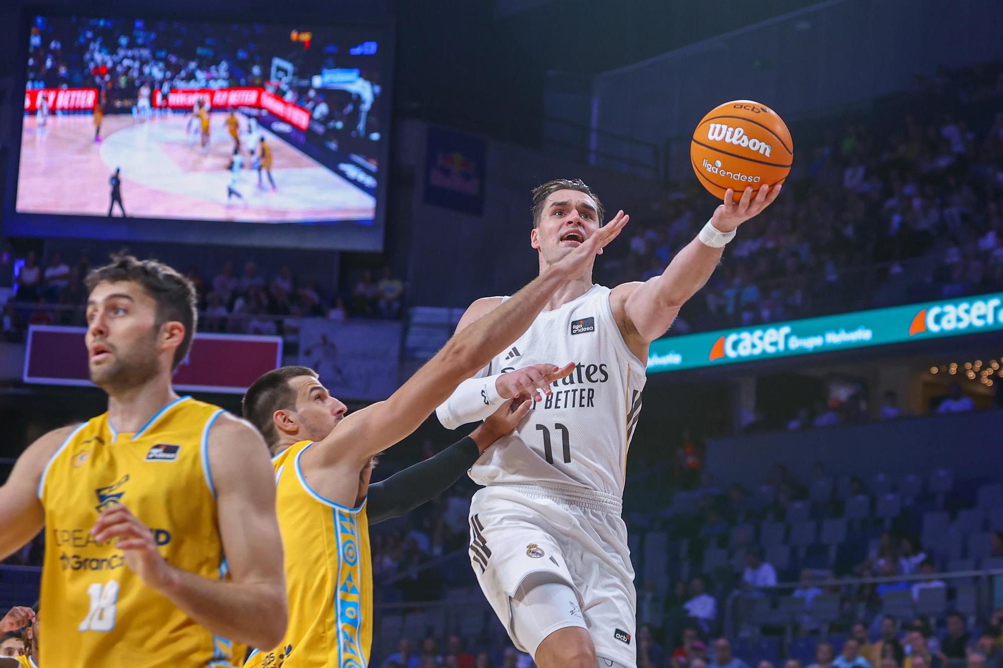 Galería del debut liguero del CB Gran Canaria ante el Real Madrid