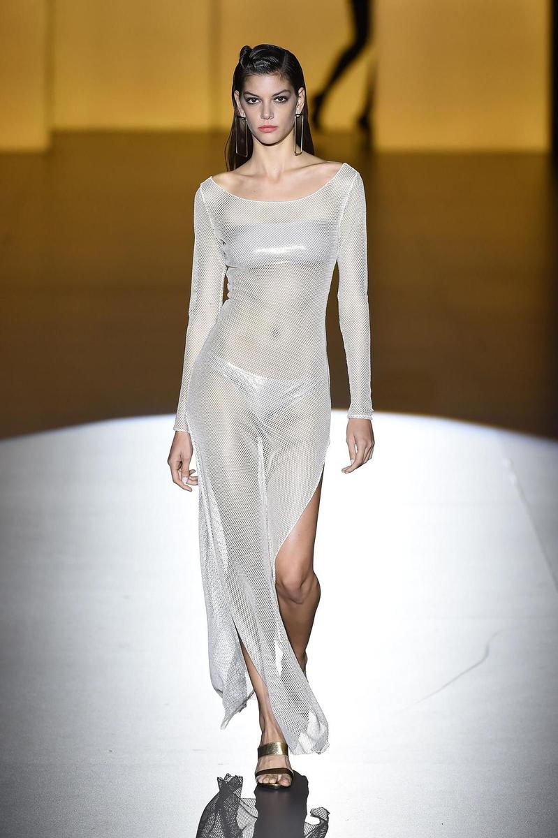 MBFWM 2015: Montse Bassons Primavera/Verano 2016, vestido transparente