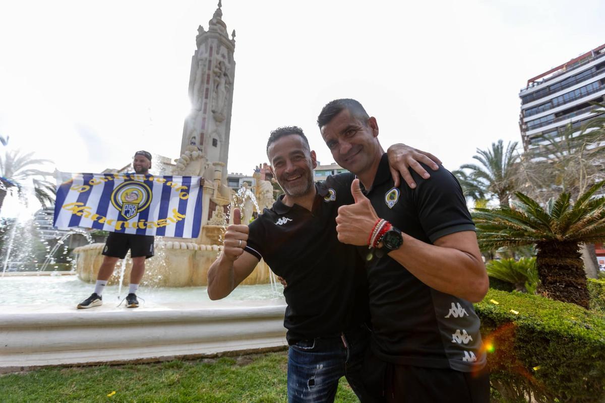 Luceros se viste de blanquiazul catorce años después
