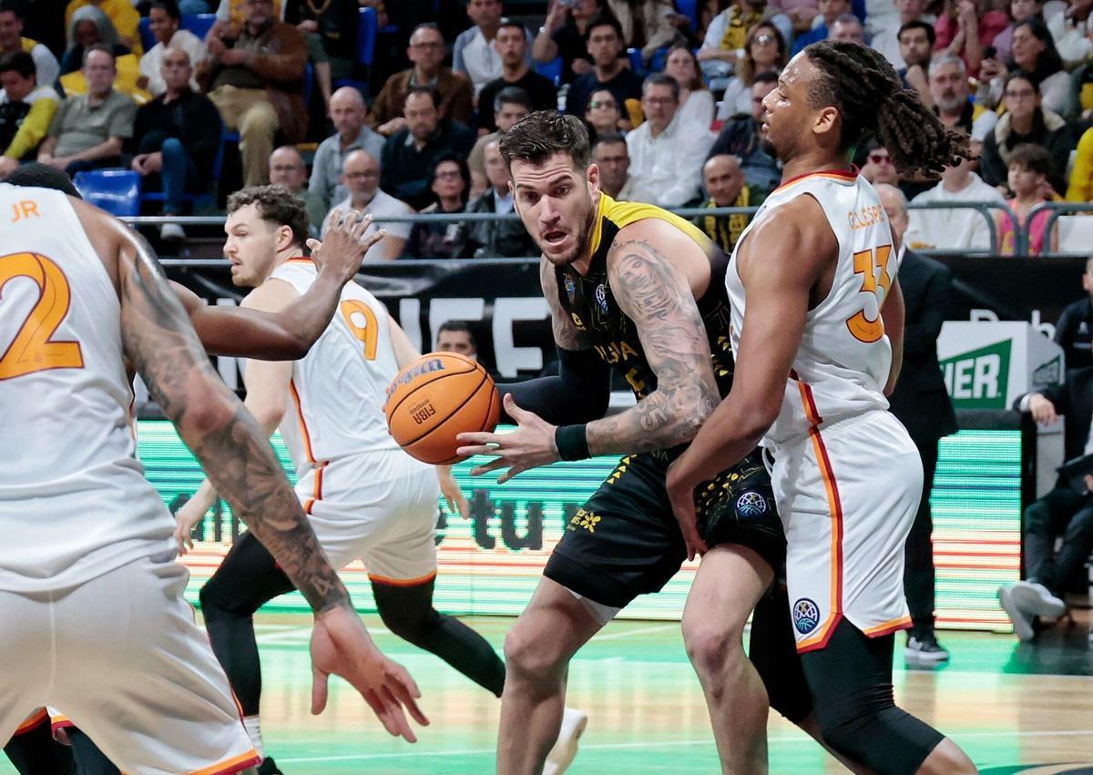 Partido La Laguna Tenerife CB Canarias - Galatasaray de los cuartos de final de la BCL