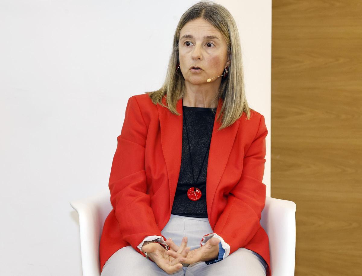 Vigo (Zona Franca, C.Areal). Jornada de Prensa IbÃ©rcia y Faro de Vigo sobre &quot;Vigo, epicentro de la robÃ³tica&quot;.