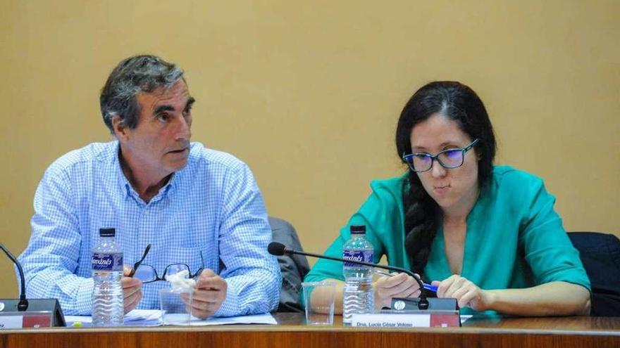 Los concejales del BNG Xabier Ríos y Lucía César. // Iñaki Abella
