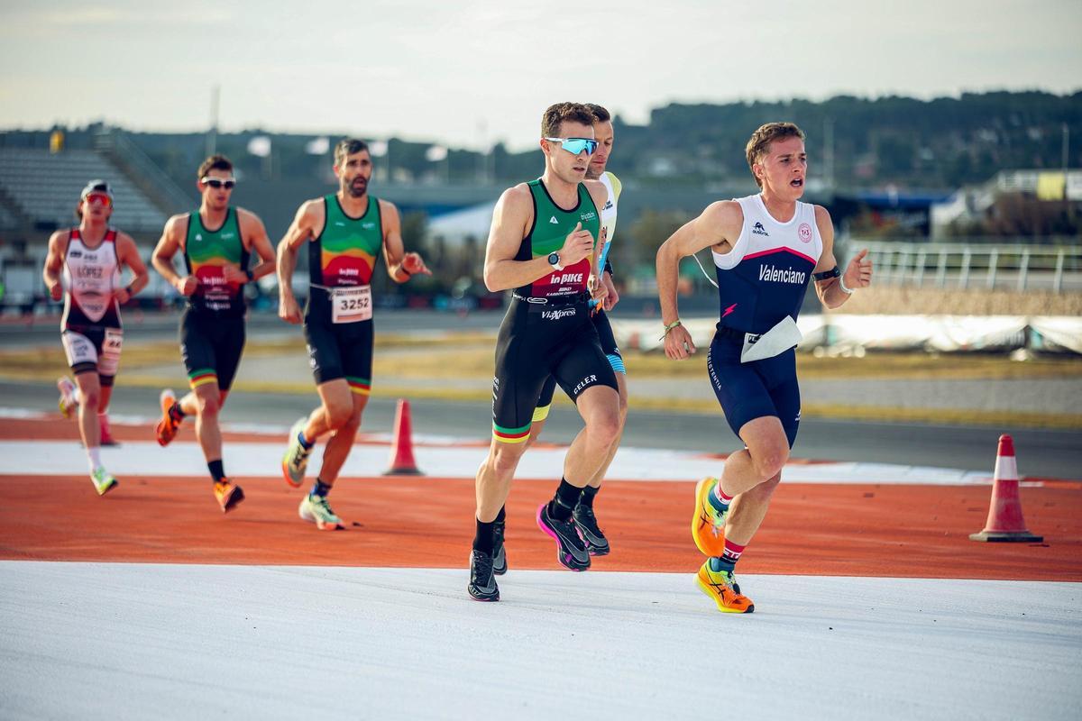 La competición de clubes autonómica aumenta de 6 a 9 sus sedes, con la finalidad de separar a la Primera y Segunda división en las competiciones de duatlón individual y triatlón individual.