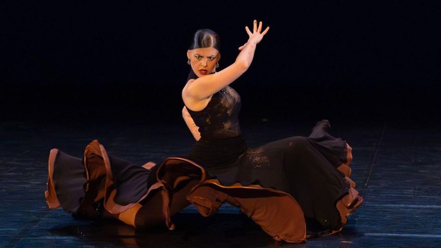 La ballarina de Roses Eva Pérez, una jove promesa del flamenc que brilla a nivell estatal