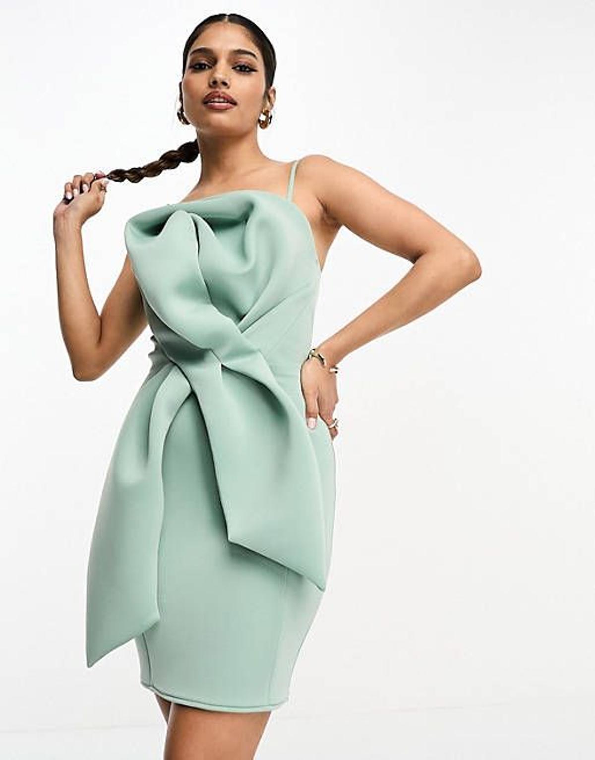 Vestido corto verde salvia con detalle floral estructurado de Asos