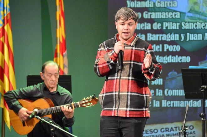 Momentos de la gala por el Día de Andalucía en Elche