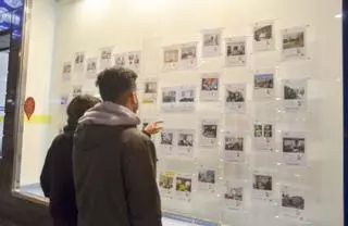 Acceder a una vivienda, cuestión de piel en A Coruña