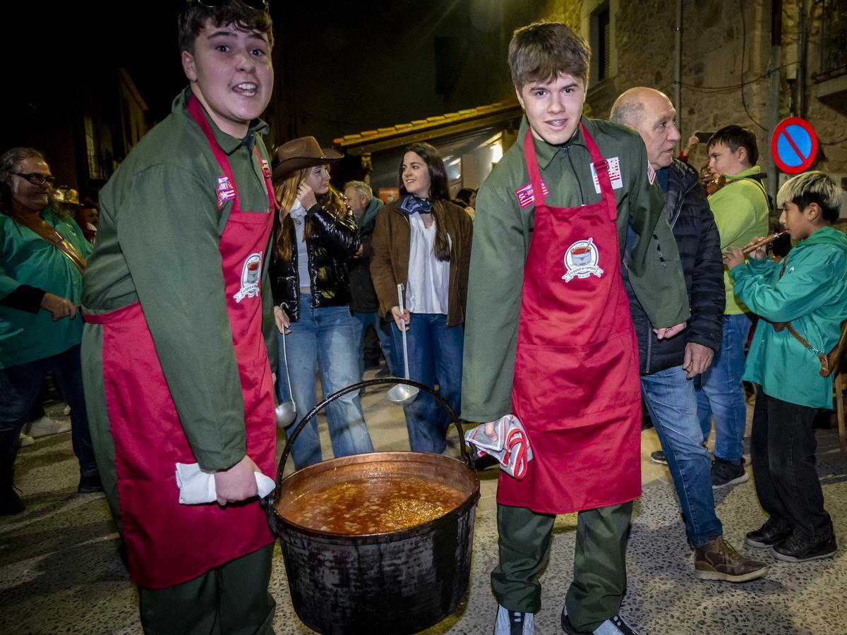 Les noves generacions agafen el relleu en aquesta festa
