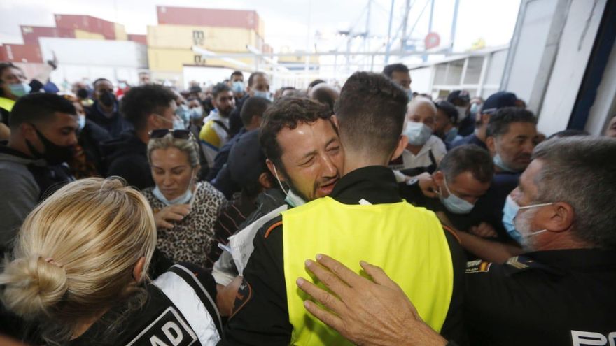 Altercados en Alicante en la salida del ferry hacia Orán