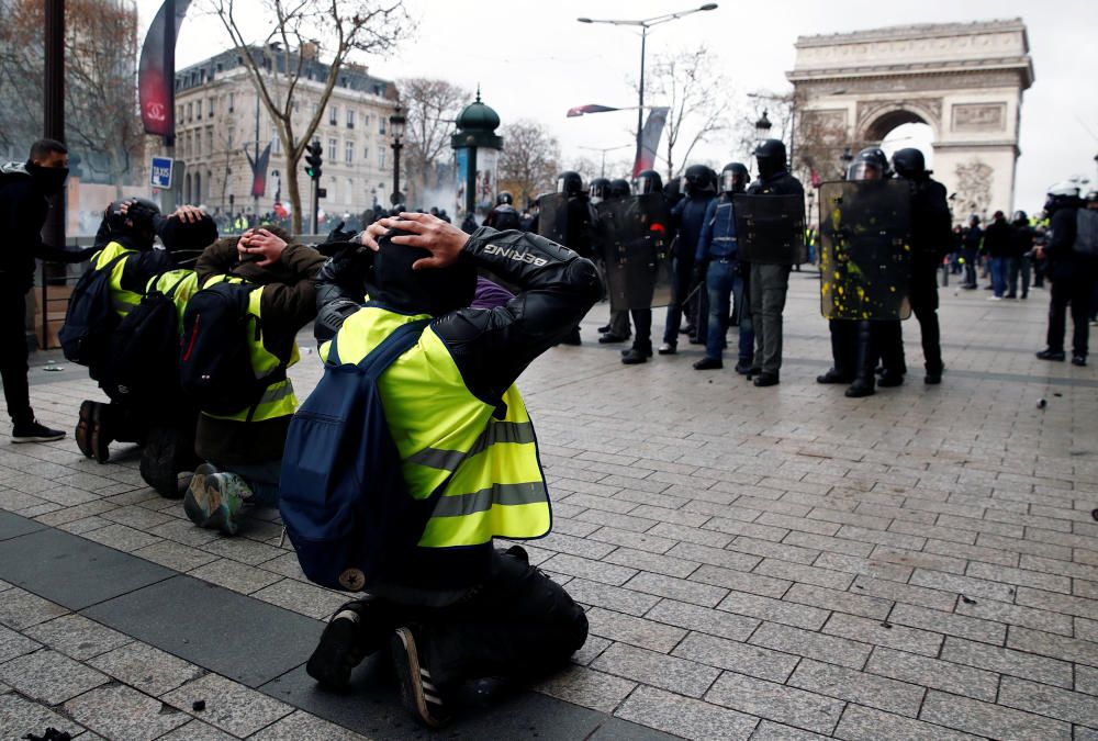 Protesta de los ''chalecos amarillos'' en París