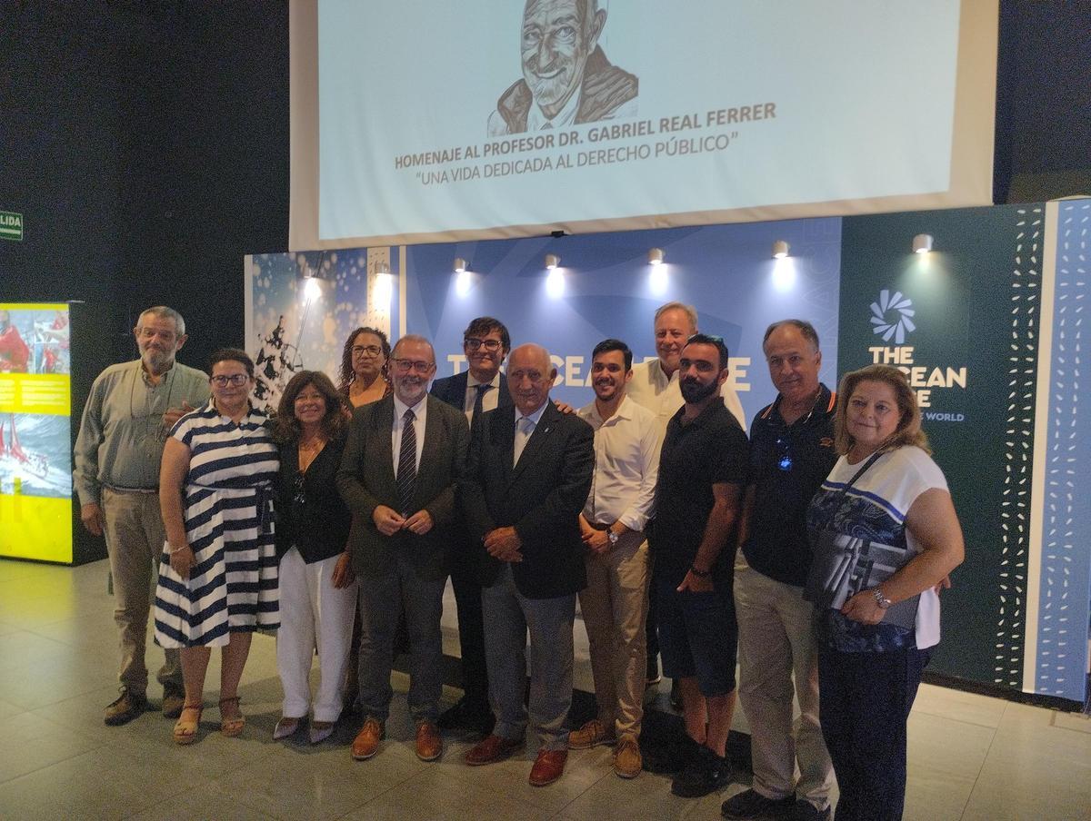 El homenaje a Real se ha celebrado en las instalaciones del Museo Ocean Race del Puerto de Alicante