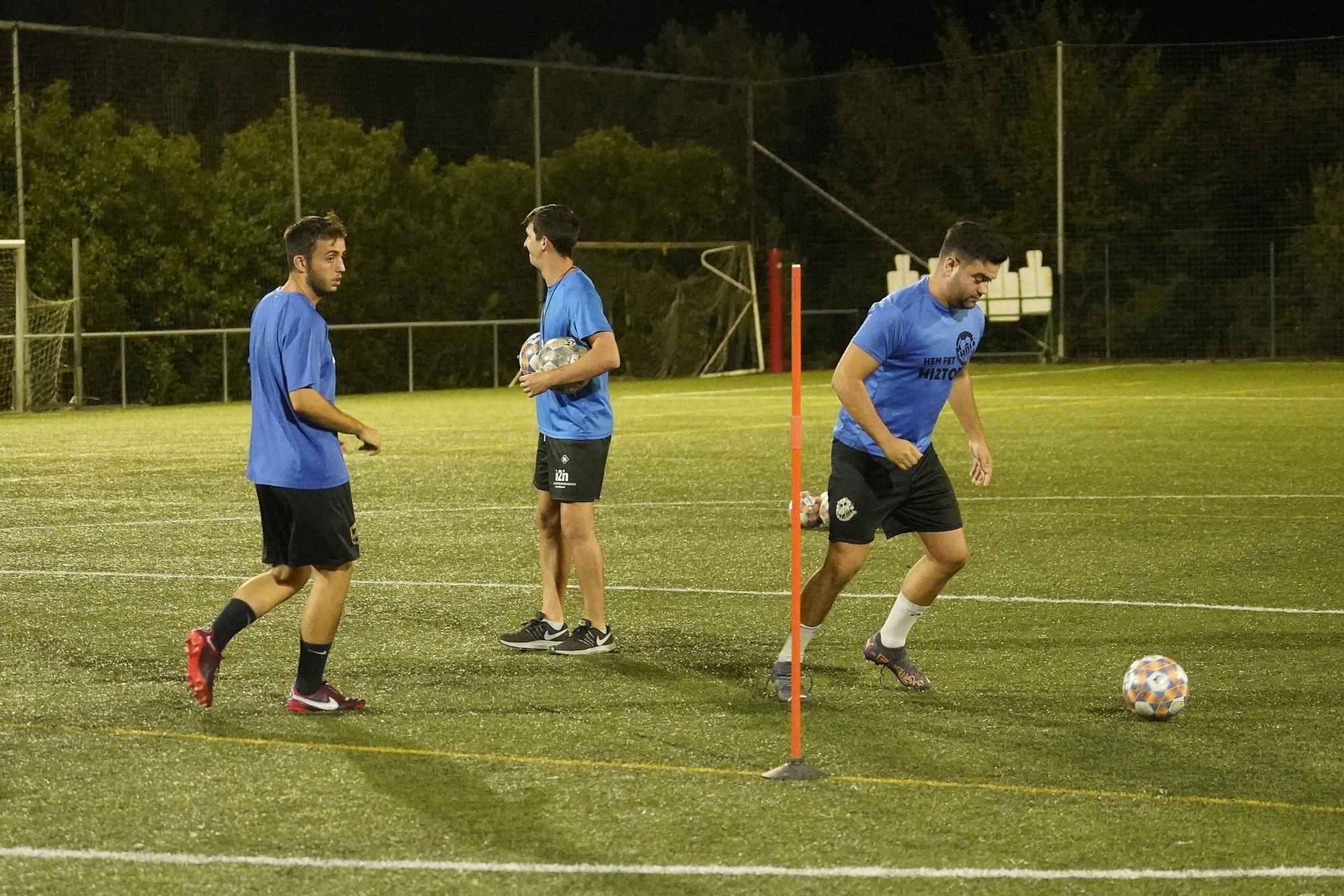 Unió Girona entrenant a l'escola Vedruna