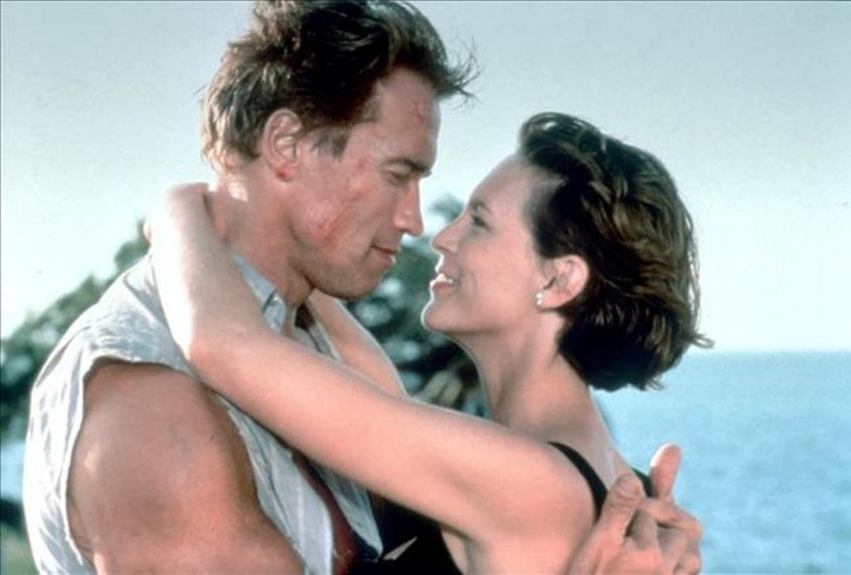 Arnold Schwarzenegger i Jamie Lee Curtis, en una escena de ’Mentiras arriesgadas’. Arnold Schwarzenegger i Jamie Lee Curtis, en una escena de ’Mentiras arriesgadas’.