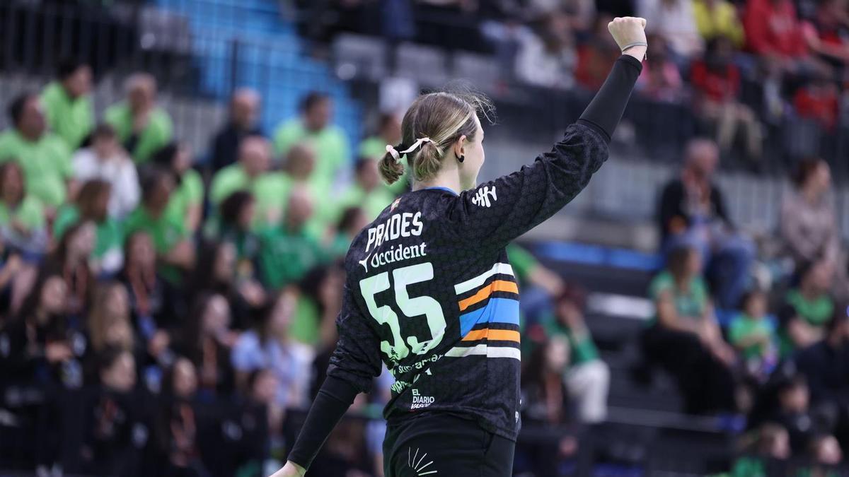 Vídeo | Las mejores paradas de Lucía Prades, portera de Castelló que triunfa en el Bera-Bera