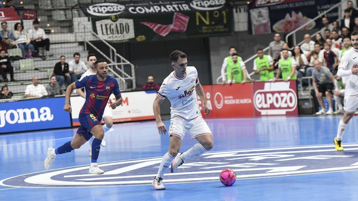 Marcel, en una imagen del encuentro frente al Barça.
