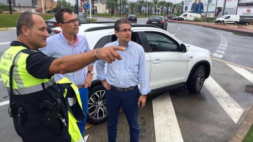 El alcalde de Murcia, José Ballesta, ha visitado este domingo las zonas afectadas por las lluvias