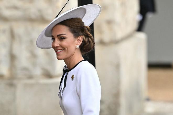 Kate Middleton reaparece públicamente en el desfile militar del Trooping the Colour