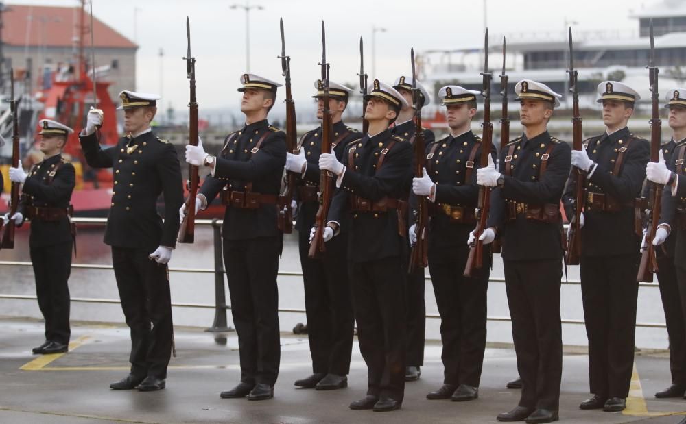 Vigo celebra el 500 aniversario de ka expedición de la primera vuelta al mundo en un acto solemne con arriado de bandera.