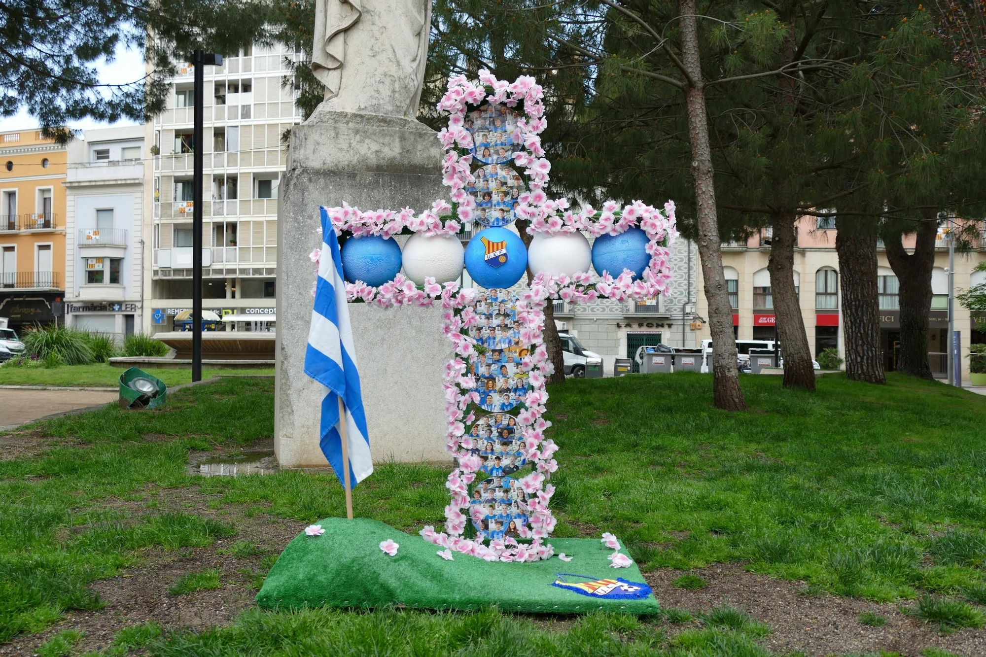 Les Creus de Maig de Figueres triomfen en una edició marcada per l’èxit de participació