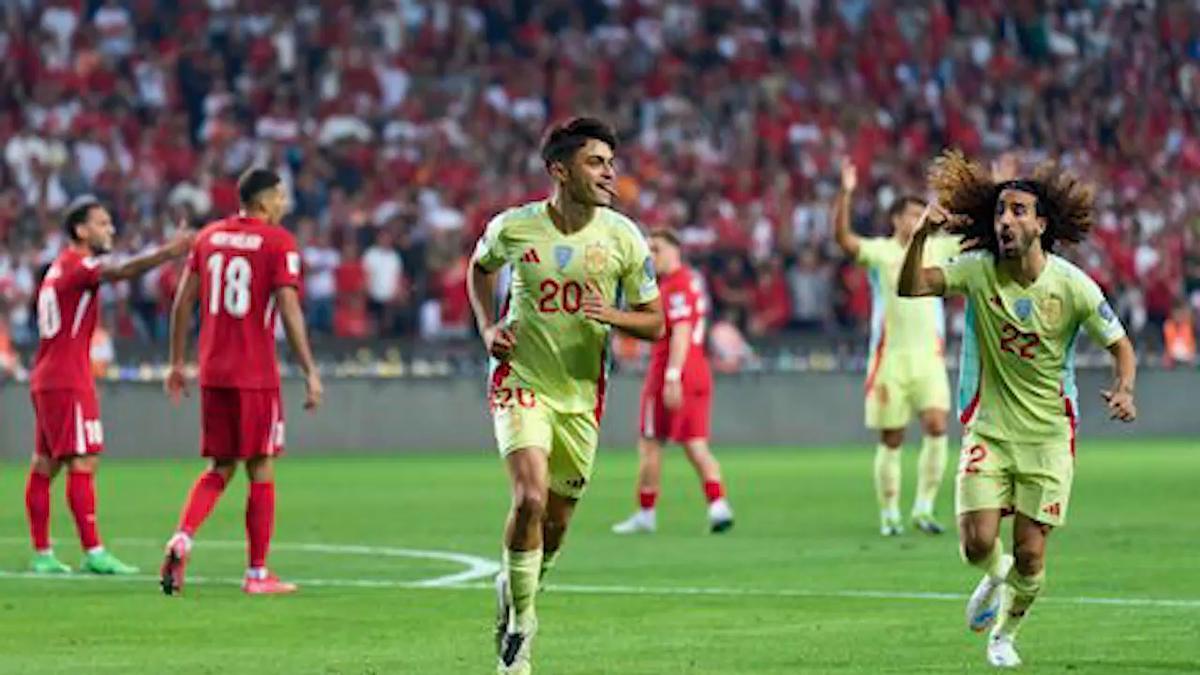 Pedri, un espectáculo ante Turquía