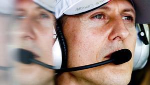 Michael Schumacher, al circuit Albert Park durant el GP de F-1 de Melbourne (Austràlia), el 16 de març del 2012.