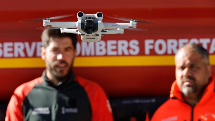 Así utilizan drones los bomberos forestales para anticiparse al fuego