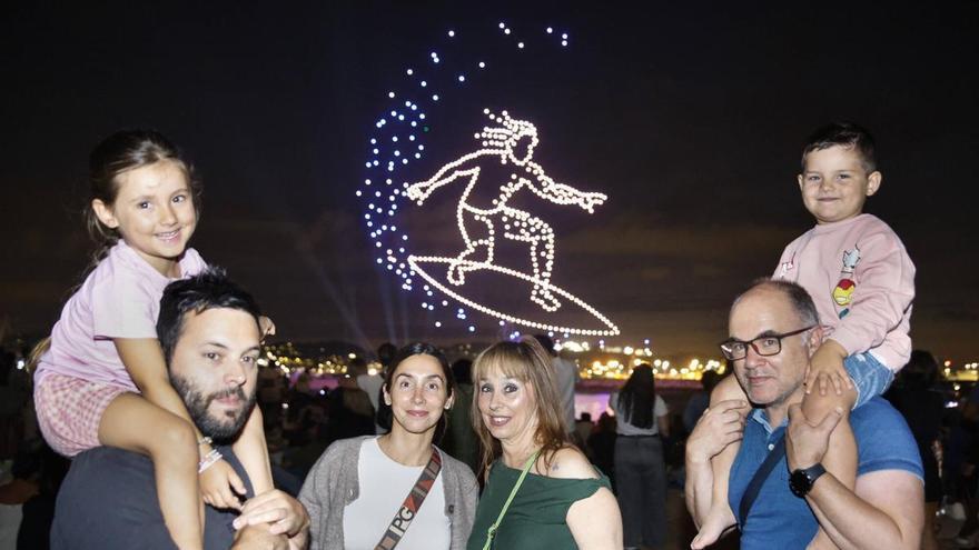 EN IMÁGENES: El espectáculo de drones de Gijón