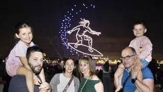 Gijón se entrega a la magia de los drones y del eclipse: "Cada año es mejor"