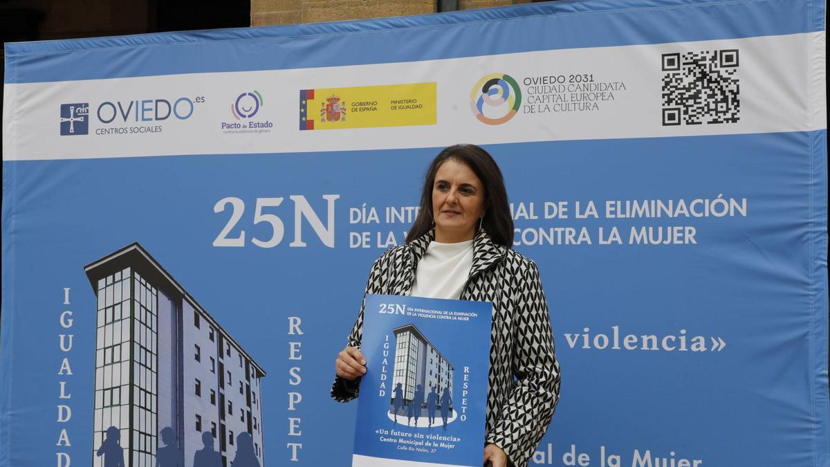 La concejala María Velasco durante la presentación de los actos.