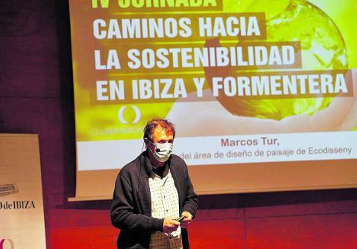 eliminar los plásticos es clave para la supervivencia | VICENT MARÍ
