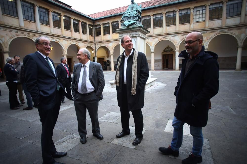 Santiago García Granda, nuevo rector de la Universidad de Oviedo