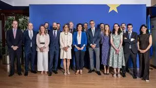 El Fondo Europeo de Inversiones firma con Economía y 11 entidades, entre ellas Unicaja,  acuerdos para movilizar 2.500 millones hacia pymes y 'midcaps'