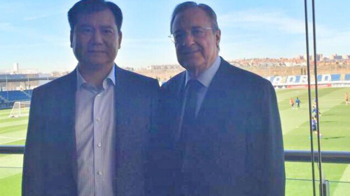 Florentino Pérez con el presidente del Inter de Milán