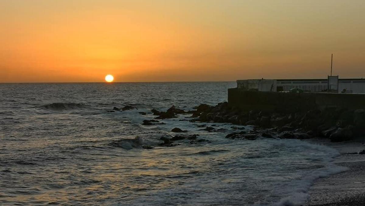 Amanecer en el barrio marinero de San Cristóbal