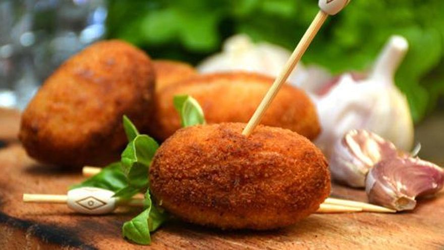 Recepta de croquetes amb pernil.