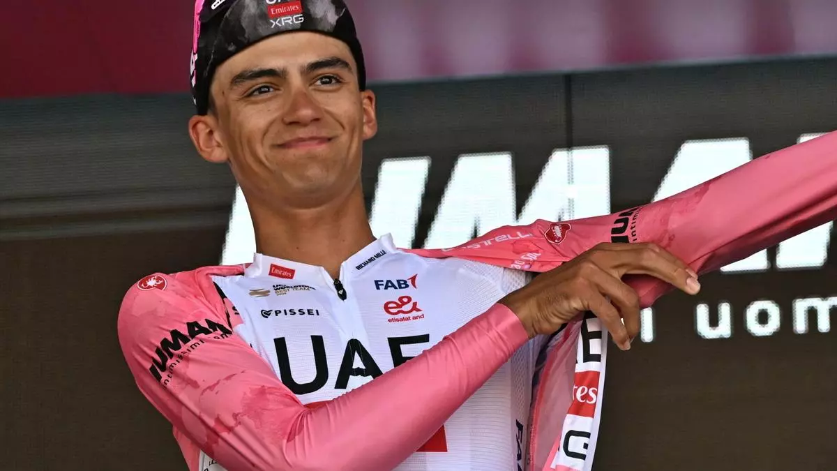 As赤 queda la clasificaci車n del Giro tras la etapa 18