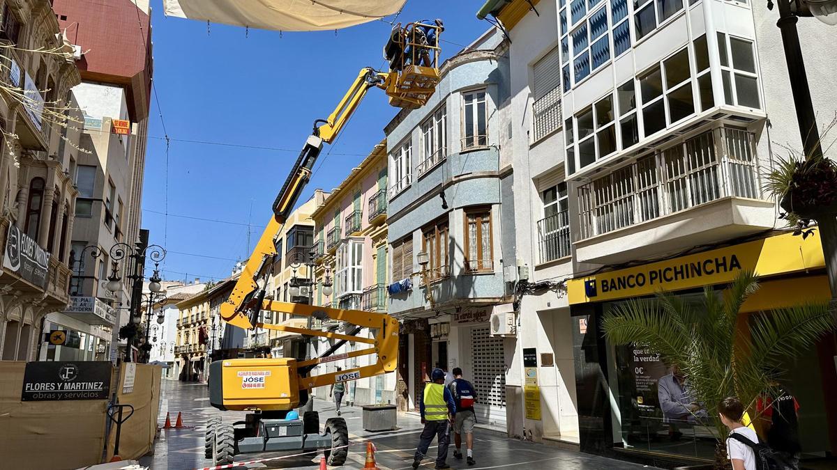 Imagen de archivo de la instalación de los toldos.