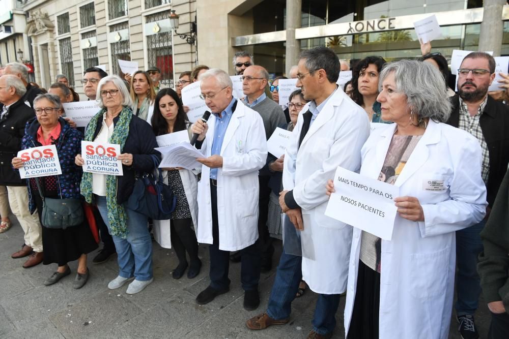 Médicos de A Coruña reivindican mejoras