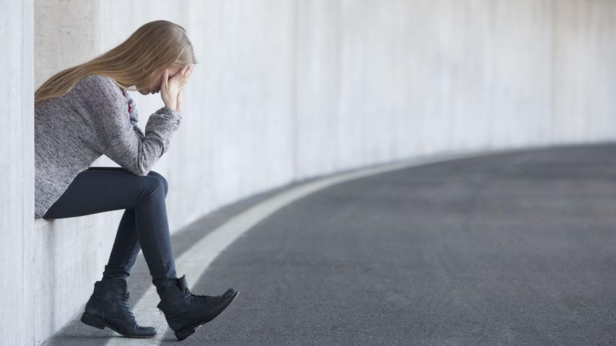 La soledad también se instala entre la juventud