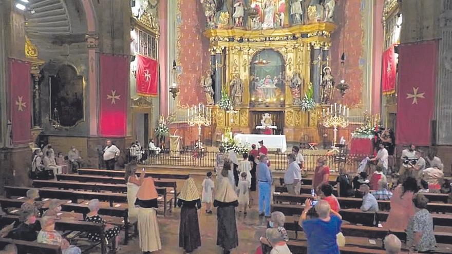 La parroquia de la Mare de Déu dels Àngels celebró la misa.