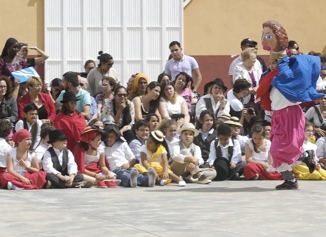 FIESTA DIA DE CANARIAS EN EL COLEGIO AGUADULCE