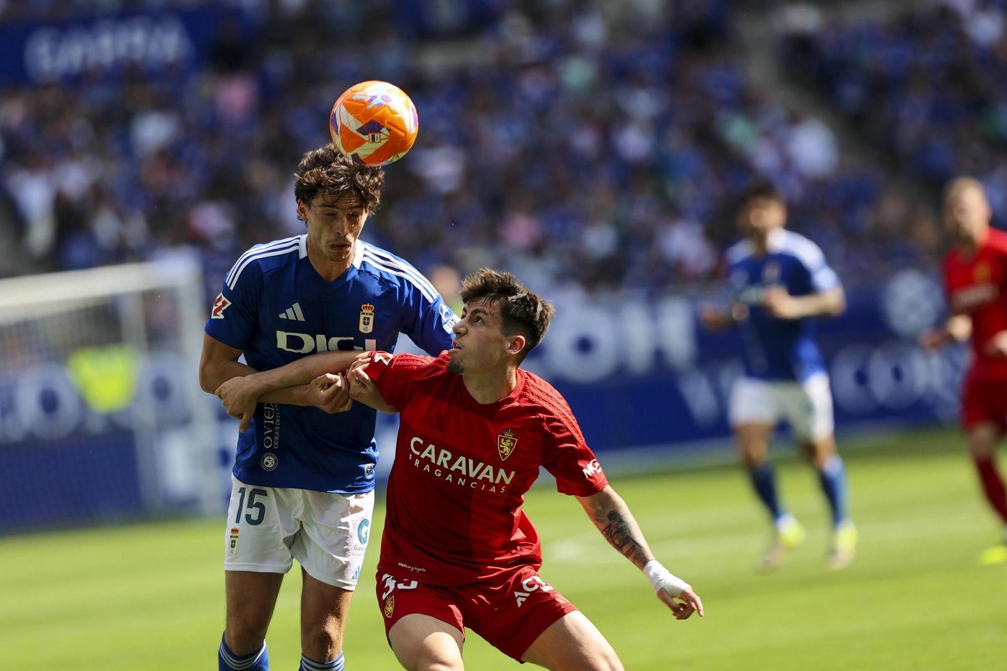 EN IMÁGENES: Ambientazo en la valiosa victoria del Oviedo contra el Zaragoza