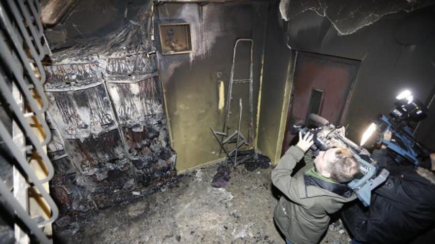 Así quedó el edificio incendiado