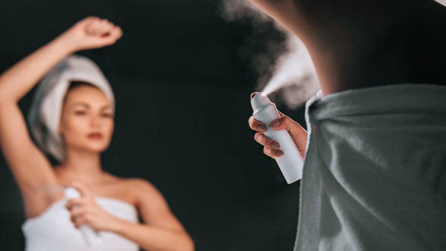 ¿Cómo aplicarse correctamente el desodorante?