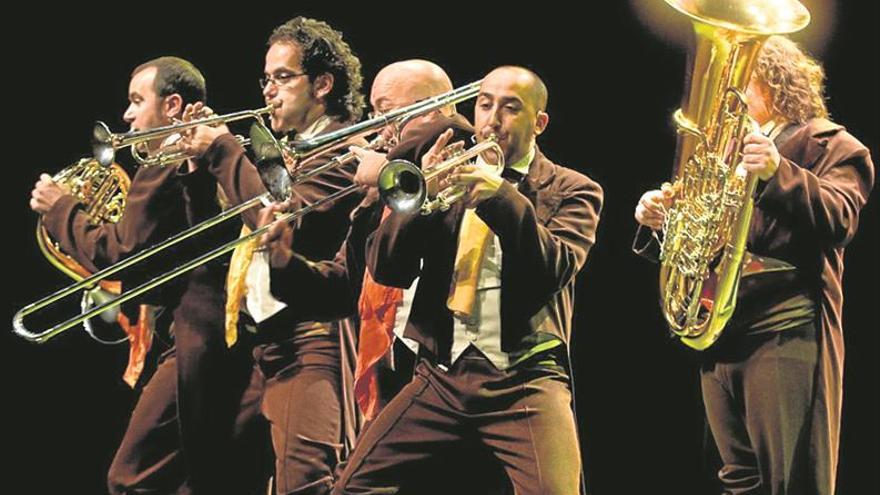Spanish Brass presenta ‘Metàl·lics’ a más de 700 alumnos de Vila-real